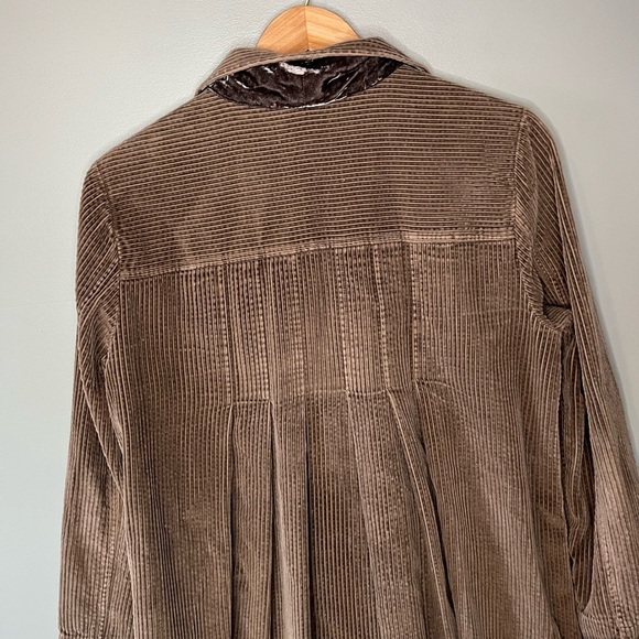 J. Jill Pleated Corduroy Velvet Collar Shirt Chore Coat - Picture 7 of 12